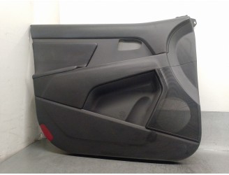 Recambio de guarnecido puerta delantera izquierda para kia sportage 1.7 crdi cat referencia OEM IAM 823073U023XI 5 PUERTAS