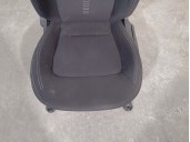 Recambio de asiento delantero izquierdo para kia sportage 1.7 crdi cat referencia OEM IAM 881033U030EAV TELA NEGRA 5 PUERTAS