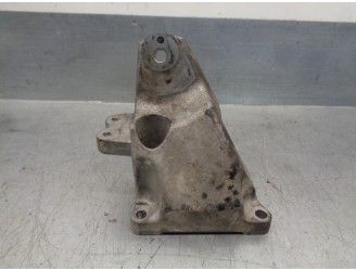 Recambio de soporte motor derecho para lexus is 200 (ds2/is2) d-cat referencia OEM IAM 1231526010  