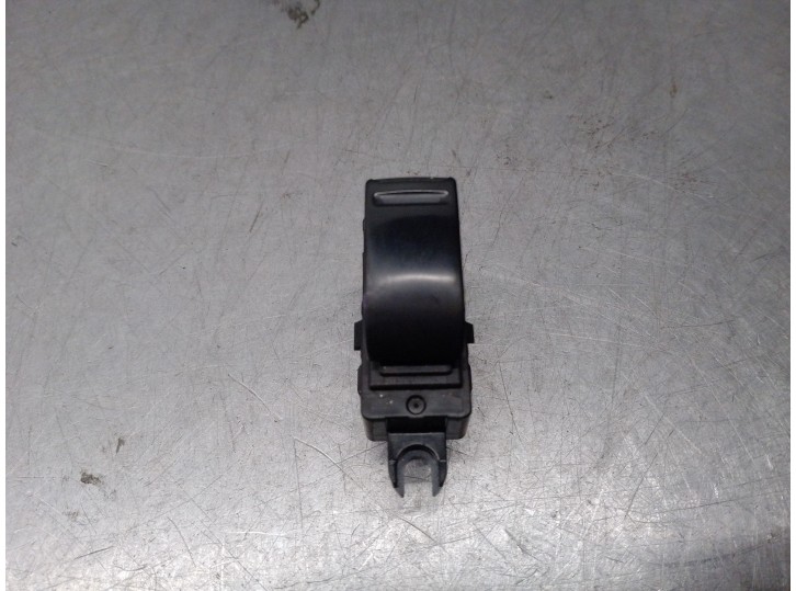 Recambio de mando elevalunas trasero derecho para nissan altima referencia OEM IAM 254218J005 