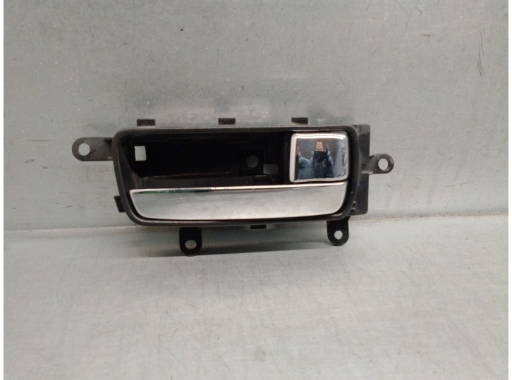 Recambio de maneta interior delantera derecha para nissan altima referencia OEM IAM 80670ZB001  4 PUERTAS