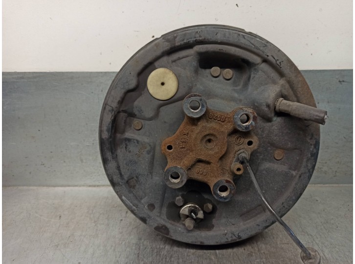 Recambio de mangueta trasera derecha para fiat fiorino 1.3 16v jtd cat referencia OEM IAM 51917699  