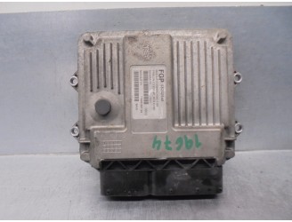 Recambio de centralita motor uce para lancia ypsilon (101) 1.3 multijet momo design referencia OEM IAM 55202548 7160000704 MAGNE