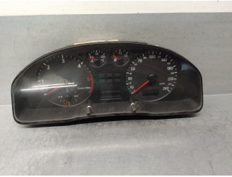 Recambio de cuadro instrumentos para audi a4 berlina (b5) 1.9 tdi referencia OEM IAM 8D0919860E  