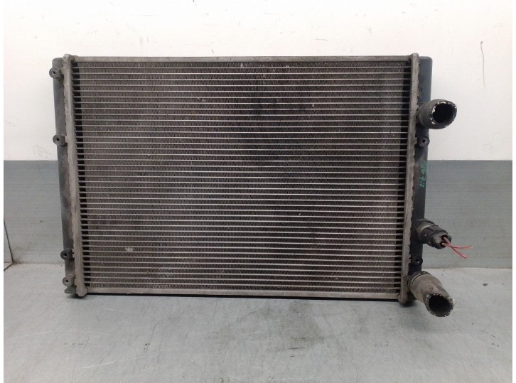 Recambio de radiador agua para volkswagen polo berlina (6n2) 1.4 tdi referencia OEM IAM 6N0121253AC 