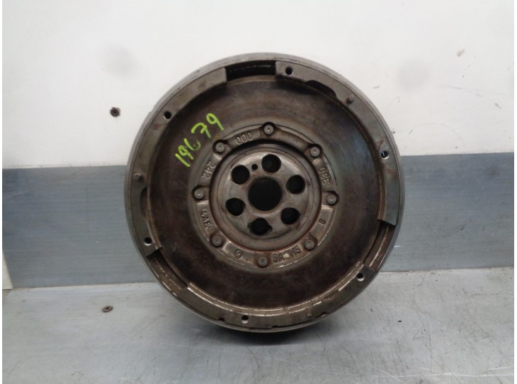 Replacement flywheel for Citroën C4 Saloon 1.6 HDi CAT (9HY / DV6TED4) OEM IAM reference 9659269480 2294000278 SACHS