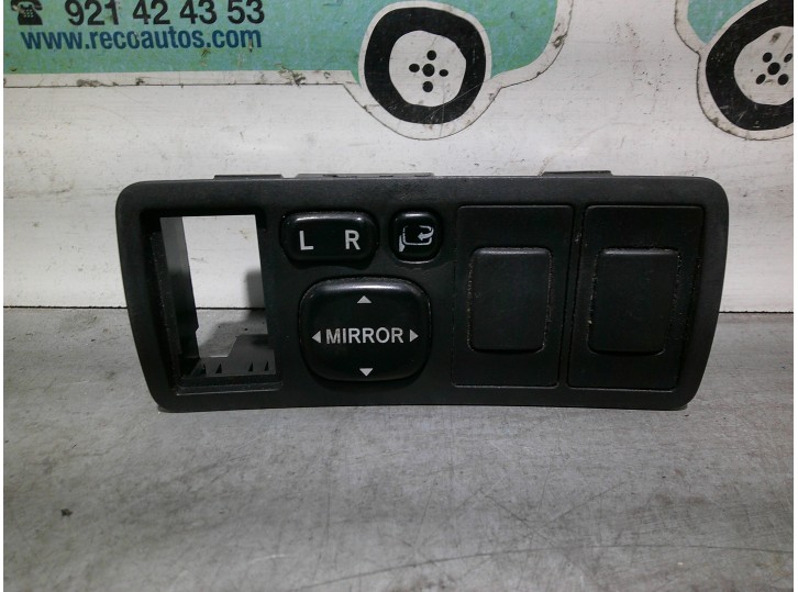 Recambio de mando retrovisor para toyota avensis wagon (t25) 2.4 16v cat referencia OEM IAM 183575 TRW