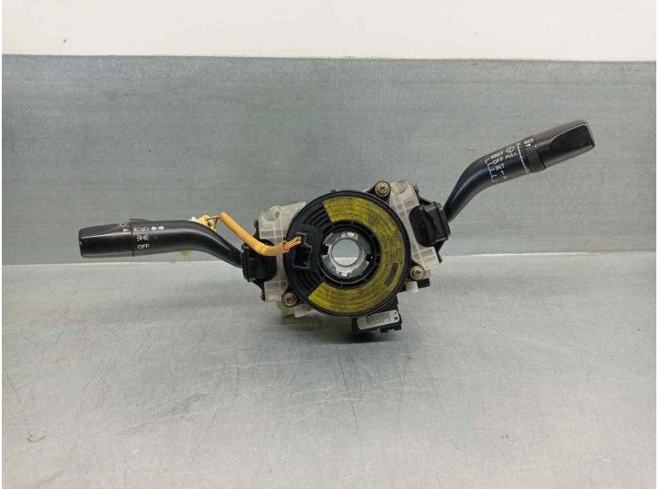 Recambio de mando luces para mazda 626 berlina (gf) 2.0 turbodiesel cat referencia OEM IAM GE4T66122 