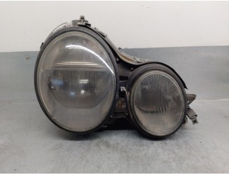 Recambio de faro derecho para mercedes-benz clase e (w210) berlina 2.8 24v cat referencia OEM IAM A2108202161 4 PUERTAS