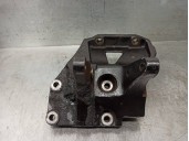 Replacement alternator bracket for Nissan Primera saloon (P11) 2.0 turbodiesel CAT OEM IAM reference 113322F600 