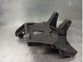 Recambio de soporte alternador para nissan primera berlina (p11) 2.0 turbodiesel cat referencia OEM IAM 113322F600  