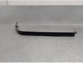 Recambio de molduras delanteras para mercedes-benz clase c (w202) berlina 2.5 20v turbodiesel cat referencia OEM IAM 2028260877 