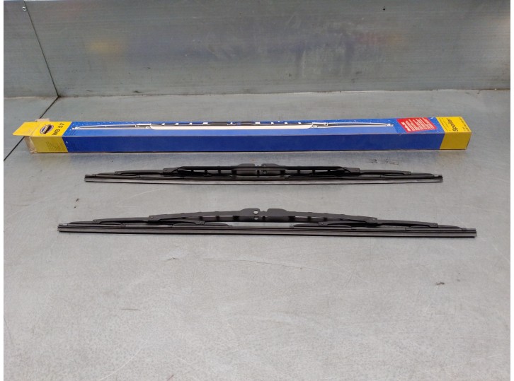 Recambio de escobilla limpia para » otros... 3.9t 17s 120 m-bus vespino 130e referencia OEM IAM 9XW862222801 HELLA