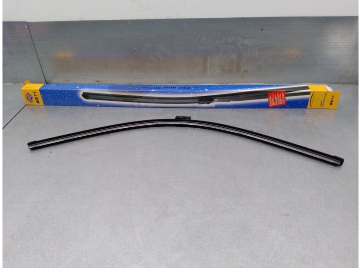 Recambio de escobilla limpia para » otros... 3.9t 17s 120 m-bus vespino 130e referencia OEM IAM 9XW863871001  HELLA