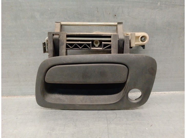 Recambio de maneta exterior delantera izquierda para opel zafira a elegance referencia OEM IAM 5138152  5 PUERTAS