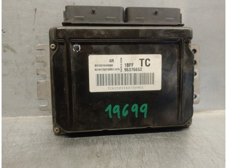 Replacement engine ECU for Chevrolet Kalos 1.2 cat OEM IAM reference 96376652 S010016040B0 