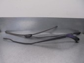 Replacement front right wiper arm for Dodge Journey 2.4 16v OEM IAM reference 68030275AA 68030274AA 