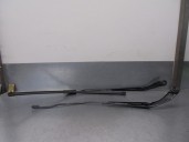 Replacement front right wiper arm for Dodge Journey 2.4 16v OEM IAM reference 68030275AA 68030274AA 