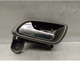 Recambio de maneta interior delantera izquierda para dodge journey 2.4 16v referencia OEM IAM 68043747AA 5 PUERTAS