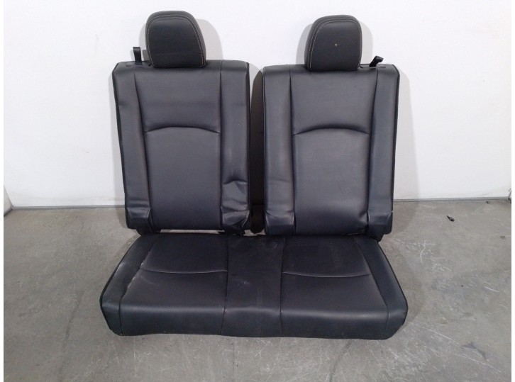 Recambio de asientos traseros para dodge journey 2.4 16v referencia OEM IAM 31744810 TERCERA FILA CUERO NEGRO - 5 PUERTAS