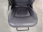 Recambio de asiento delantero derecho para dodge journey 2.4 16v referencia OEM IAM 02452806 CUERO NEGRO 5 PUERTAS