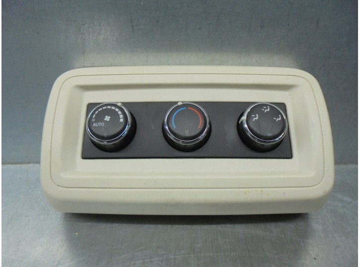 Recambio de mando climatizador para dodge journey 2.4 16v referencia OEM IAM 55111812AD  