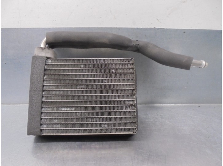 Recambio de evaporador aire acondicionado para dodge journey 2.4 16v referencia OEM IAM 68038191AA N669521L VALEO