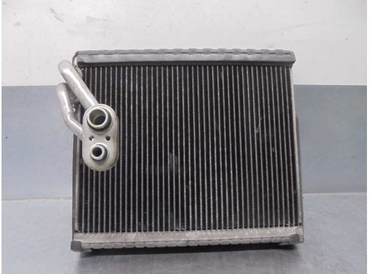 Recambio de evaporador aire acondicionado para dodge journey 2.4 16v referencia OEM IAM 68038528AA 