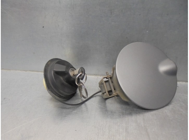 Replacement fuel filler cap for Dodge Journey 2.4 16v OEM IAM reference 05076926AB 