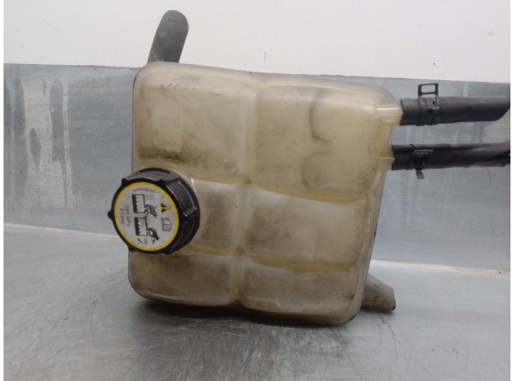 Recambio de deposito expansion para mazda 3 berlina (bk) 1.6 cd diesel cat referencia OEM IAM 3M5H8K218AJ 3M5H8K218AJ 