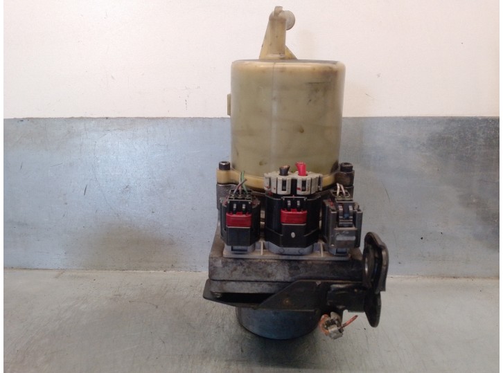 Recambio de bomba direccion para mazda 3 berlina (bk) 1.6 cd diesel cat referencia OEM IAM 995116052 Q3T50276 KOYO