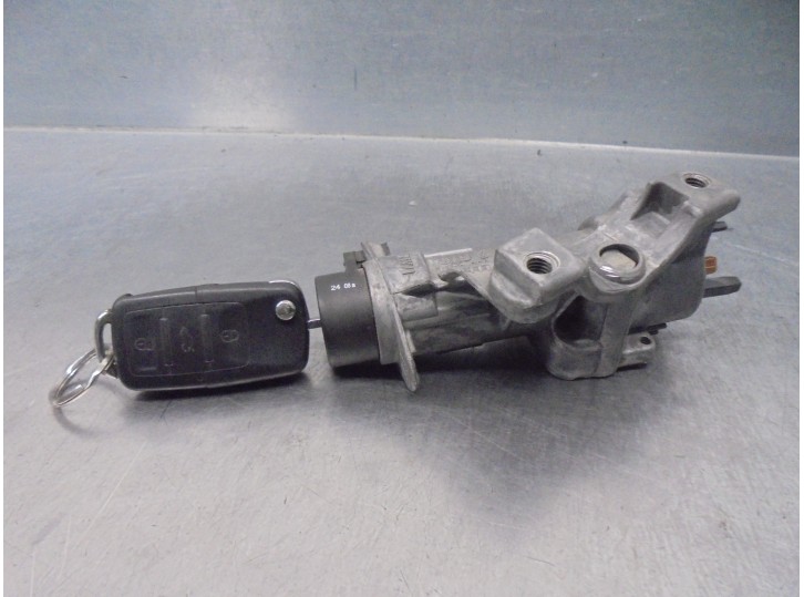Recambio de conmutador de arranque para seat ibiza (6j5) 1.9 tdi referencia OEM IAM 4B0905851C  