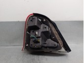 Recambio de piloto trasero derecho para mg serie 75 (rj) 2.0 v6 24v cat referencia OEM IAM 263142 4 PUERTAS