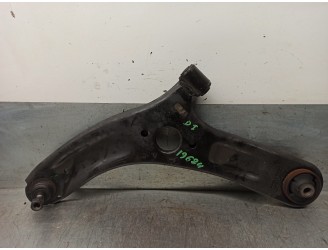 Recambio de brazo suspension inferior delantero izquierdo para hyundai i20 i (pb, pbt) 1.1 crdi referencia OEM IAM 545001J700  