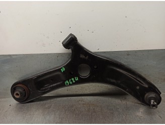 Recambio de brazo suspension inferior delantero derecho para hyundai i20 i (pb, pbt) 1.1 crdi referencia OEM IAM 545011J700 
