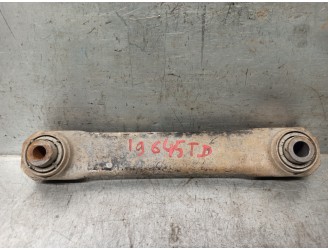 Recambio de brazo suspension inferior trasero derecho para opel vectra c berlina 1.9 cdti referencia OEM IAM 423032  