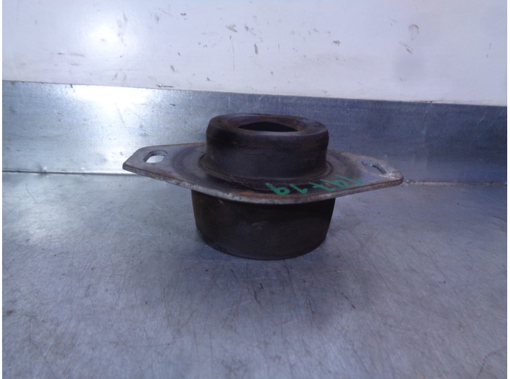 Replacement left engine mount for Citroën C4 Grand Picasso Exclusive Plus OEM IAM reference 184468 