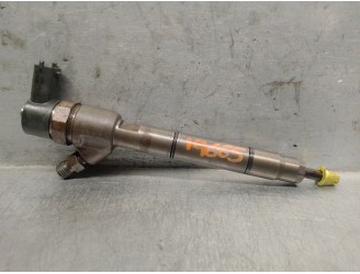Replacement injector for Hyundai i30 1.6 CRDi CAT OEM IAM reference 338002A900 0445110320 BOSCH