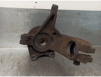 Recambio de mangueta delantera izquierda para peugeot 206 berlina 1.9 diesel referencia OEM IAM 364652  