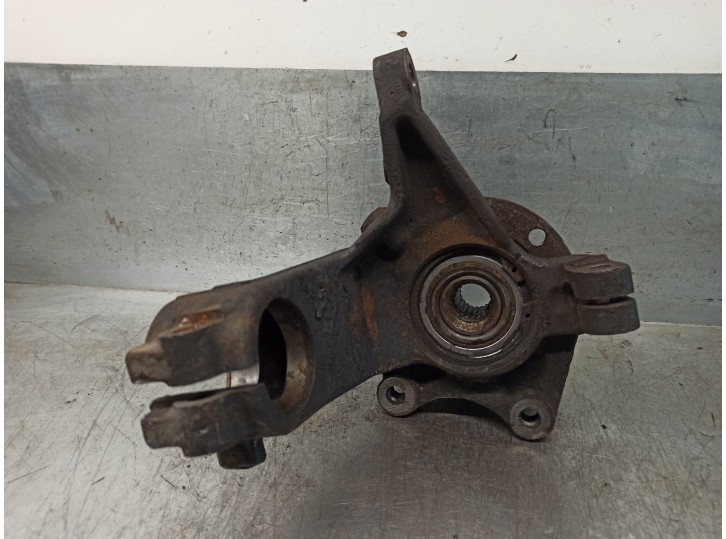 Recambio de mangueta delantera derecha para peugeot 206 berlina 1.9 diesel referencia OEM IAM 364752 