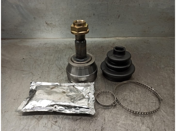 Recambio de junta homocinetica para alfa romeo 145 referencia OEM IAM 60806930  