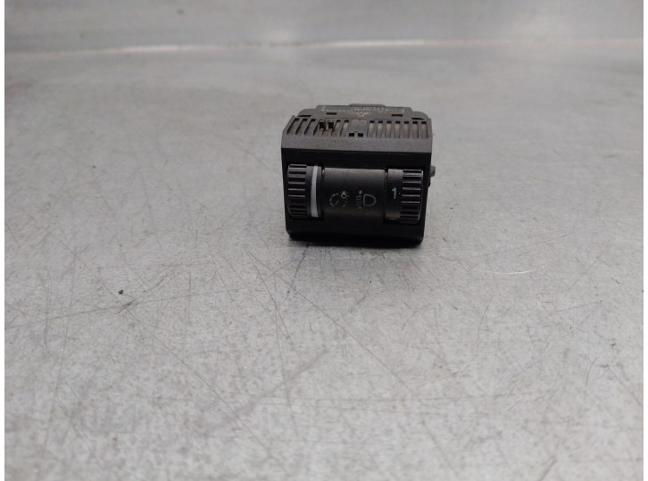 Replacement control unit for Volkswagen Polo (6R1) 1.2 TSI OEM IAM reference 6R0941333 