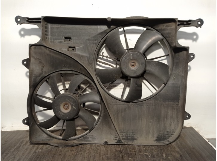 Recambio de electroventilador para chevrolet captiva 2.0 diesel cat referencia OEM IAM 96829535 