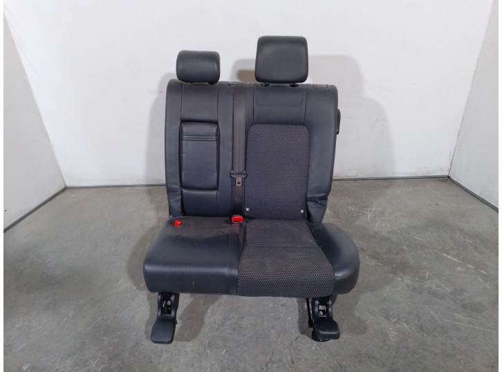 Recambio de asientos trasero izquierdo para chevrolet captiva 2.0 diesel cat referencia OEM IAM 20853896 TELA Y CUERO NEGRO 5 PU