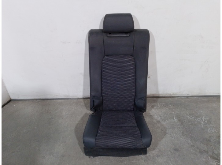 Recambio de asientos trasero izquierdo para chevrolet captiva 2.0 diesel cat referencia OEM IAM 20854032 TERCERA FILA CUERO Y TE