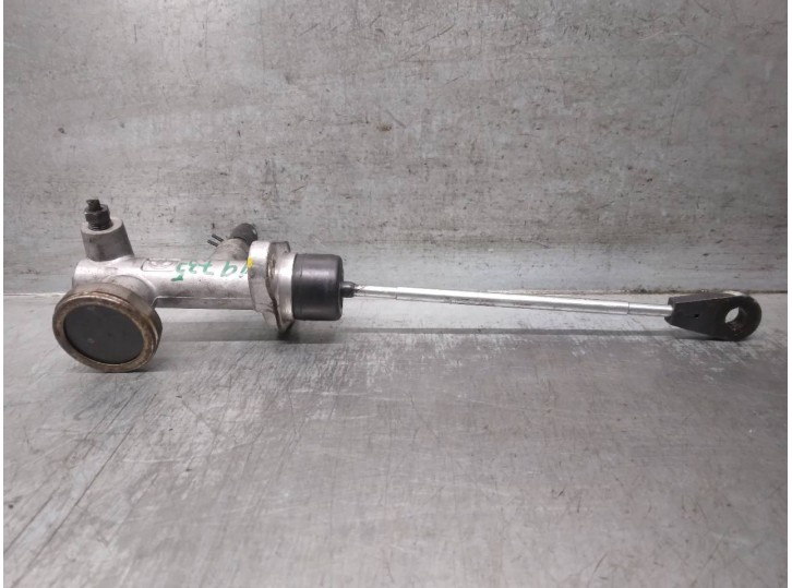 Recambio de bomba embrague para chevrolet captiva 2.0 diesel cat referencia OEM IAM 96625628  