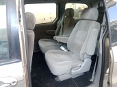 kia carnival ii del año 2004