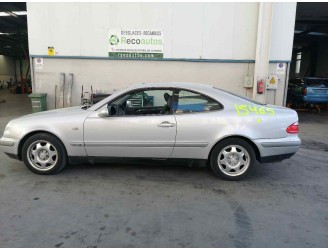 mercedes-benz clase clk (w208) coupe del año 2002