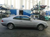 mercedes-benz clase clk (w208) coupe del año 2002