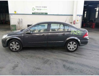 opel astra h sedan from the year 2009